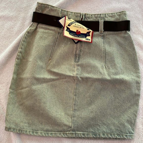 Vintage Skirt -NWT - Picture 2 of 2